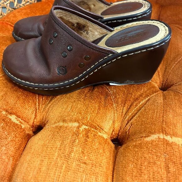 Born ladies 7 brown slip on shoes - Picture 2 of 6